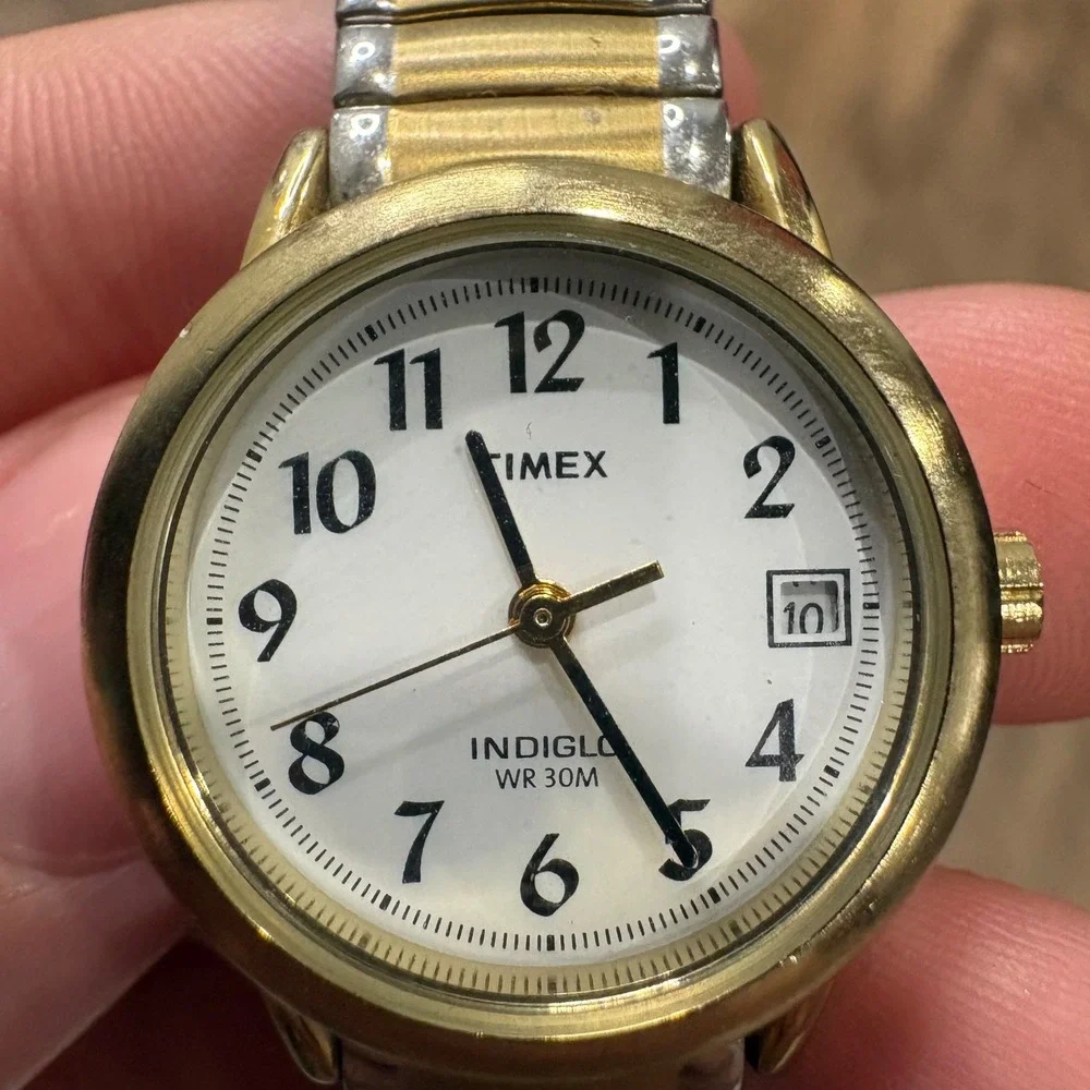 Vintage Y2K Timex Watch Womens OS Two Tone Indiglo Date Expansion Band 90s Retro
